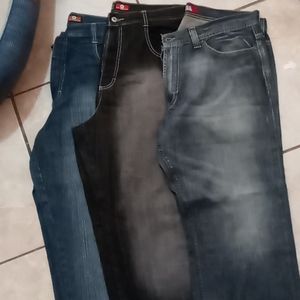 3 pairs of jeans. Bundle